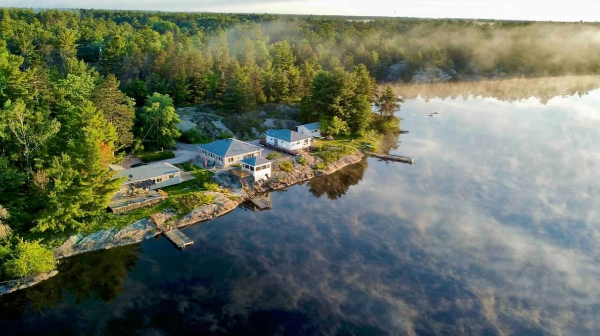 Aerial view of Hartley Bay Cottages in Killarney